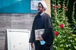 رئیس مرکز اسلامی هامبورگ به ایران بازگشت