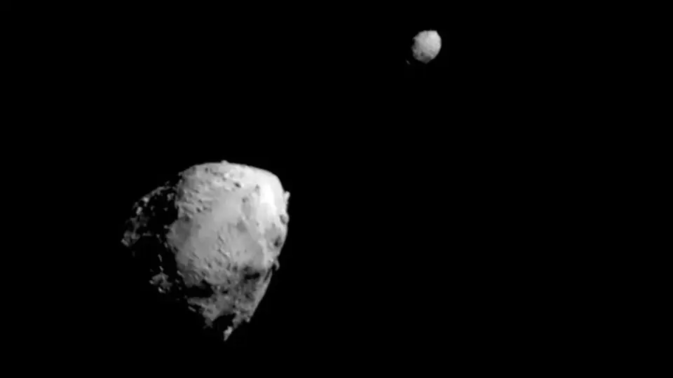 سیارک دیدیموس به فضا  سنگ می‌فرستد