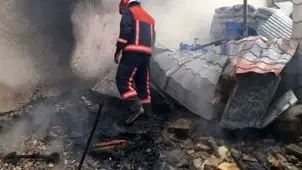 آتش سوزی در انبار روغن سمنان