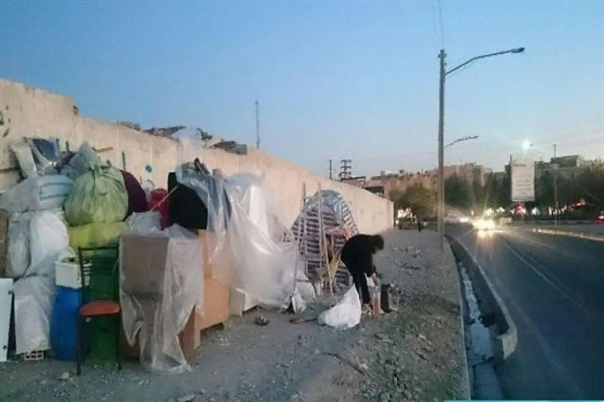 فقر در ایران به گوشه اتوبان رسید!/ ویدئو


