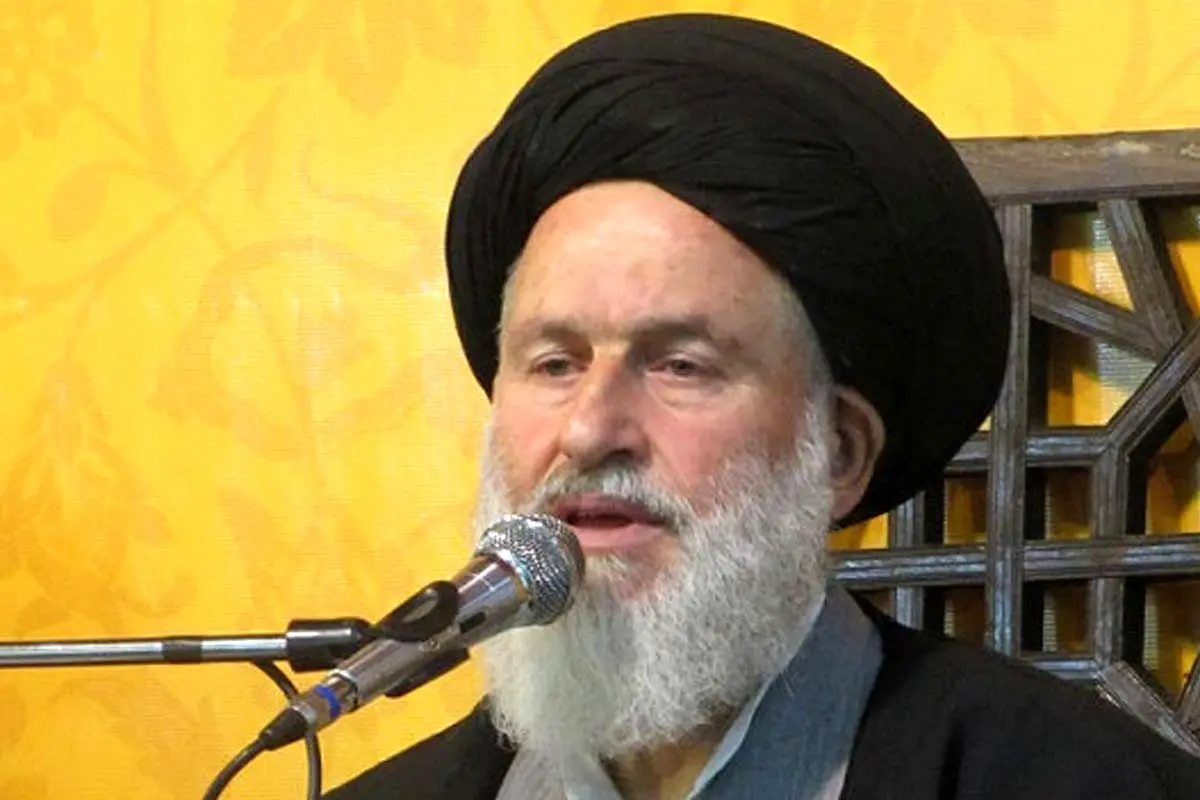 عضو مجلس خبرگان: این بچه‌مَچه‌هایی که نظر می‌دهند که در ایران و چین چرا چنین کارهایی می‌کنند، حالی شان نیست که کجا به کجاست

