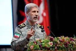 فرمانده کل ارتش: تا آخرین نفس از خاک پاک ایران و استقلال آن در مقابل متجاوزان دفاع می‌کنیم