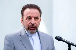 از طرف روحانی و لاریجانی هیچ بحثی برای ارائه لیست نشده/ به کاندیداتوری فکر نکردم

