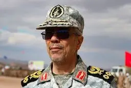 سرلشکر باقری از زیردریایی ساخت ایران خبر داد 
