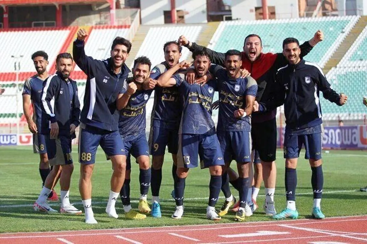 عذرخواهی چادرملو درخصوص حذف ستاره پرسپولیس

