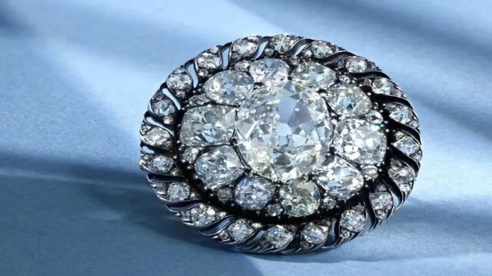 جواهر «ناپلئون» حراج می‌شود