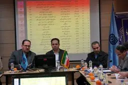 آموزش‌های فنی و حرفه‌ای نوین و منطبق با بازار کار باشد