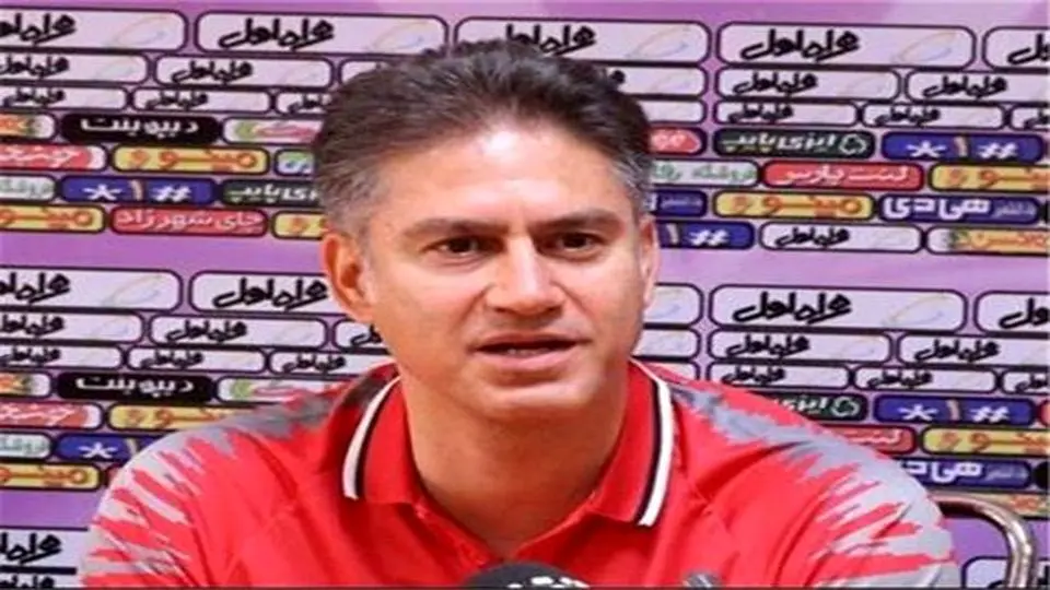 مطهری: هواداران بدانند حواس بازیکنان به مباحث فنی است