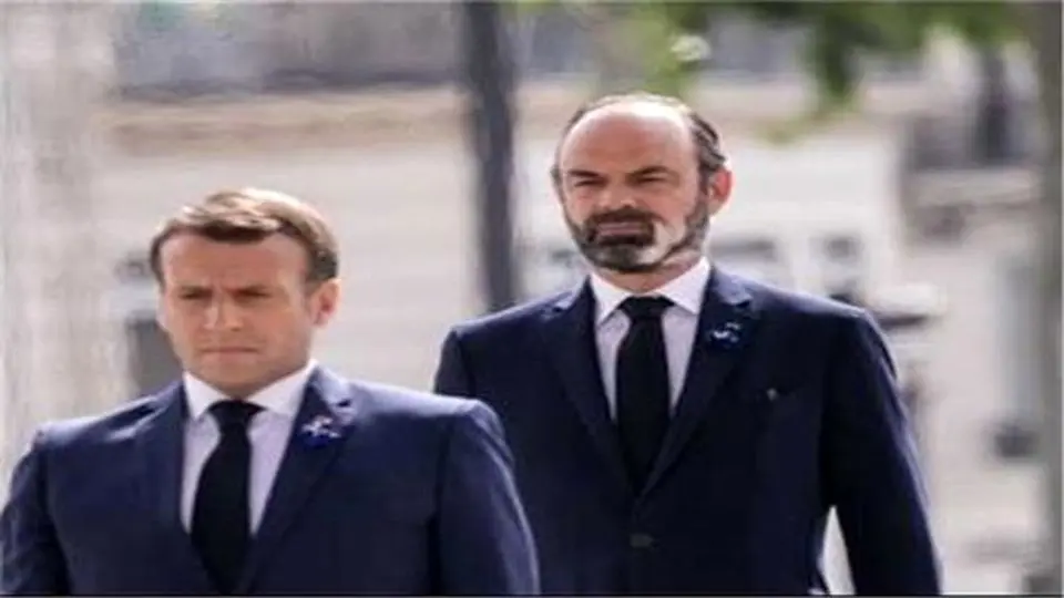 نخست وزیر فرانسه کنارهگیری کرد