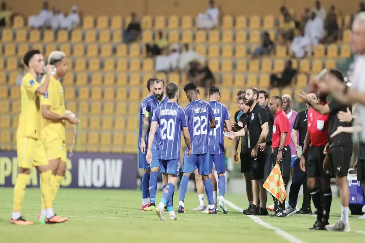 آلودگی هوا و احتمال لغو دیدار استقلال - الوصل
