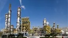 انتقاد وزیر کار از استخدامی‌های بی‌ضابطه در پتروشیمی‌ها