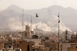 صدای انفجار مهیب ناشی از حمله موشکی در سیدخندان و چهارراه قصر