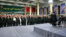 اولین تصاویر از دیدار رهبر انقلاب با فرماندهان سپاه پس از ۴ سال
