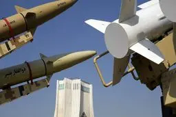 پاسخ ایران به بعد از عید فطر موکول خواهد شد / تهران اماکن نظامی و استراتژیک را هدف قرار خواهد داد