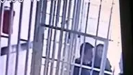 آخرین تصاویر از مرحوم جواد روحی/ صحبت‌ مرحوم‌ روحی با رییس زندان در تاریخ ۸ شهریور ۱۴۰۲/ ویدیو