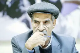 من طرف حقیقت می‌ایستم؛  چشم‌اندازی از استاد نعمت احمدی
