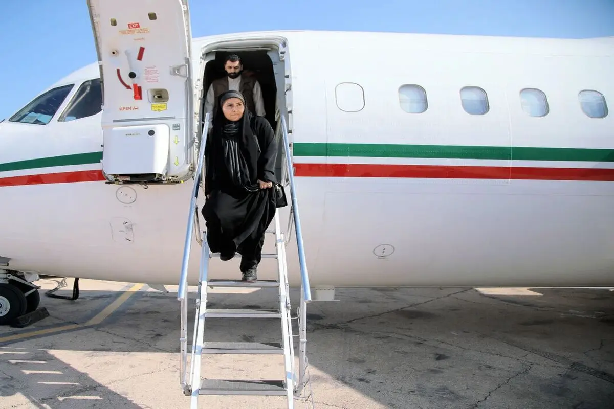 وزیر راه روانه بندر شهیدرجایی شد