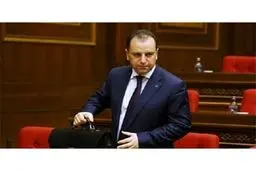 وزیر دفاع ارمنستان هم استعفا داد