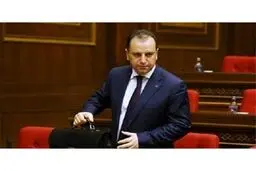 وزیر دفاع ارمنستان هم استعفا داد