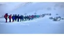 ریزش بهمن در مسیر قله «کلون بستک»