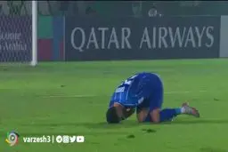 رفتار عجیب بازیکن الوصل که از چشم داور دور ماند+ ویدئو