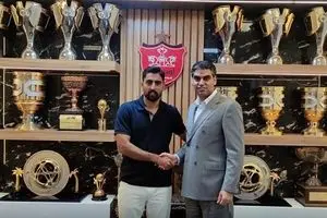 پوریا لطیفی فر به پرسپولیس رفت