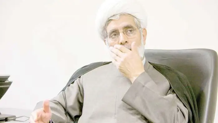 وقتی سیاست، اقتصاد را زمین‌گیر می‌کند
