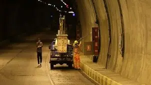 غرب به شرق تونل نیایش و پل صدر امشب مسدود است

