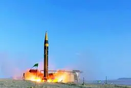 رویترز: ایران با موفقیت یک موشک بالستیک پرتاب کرد

