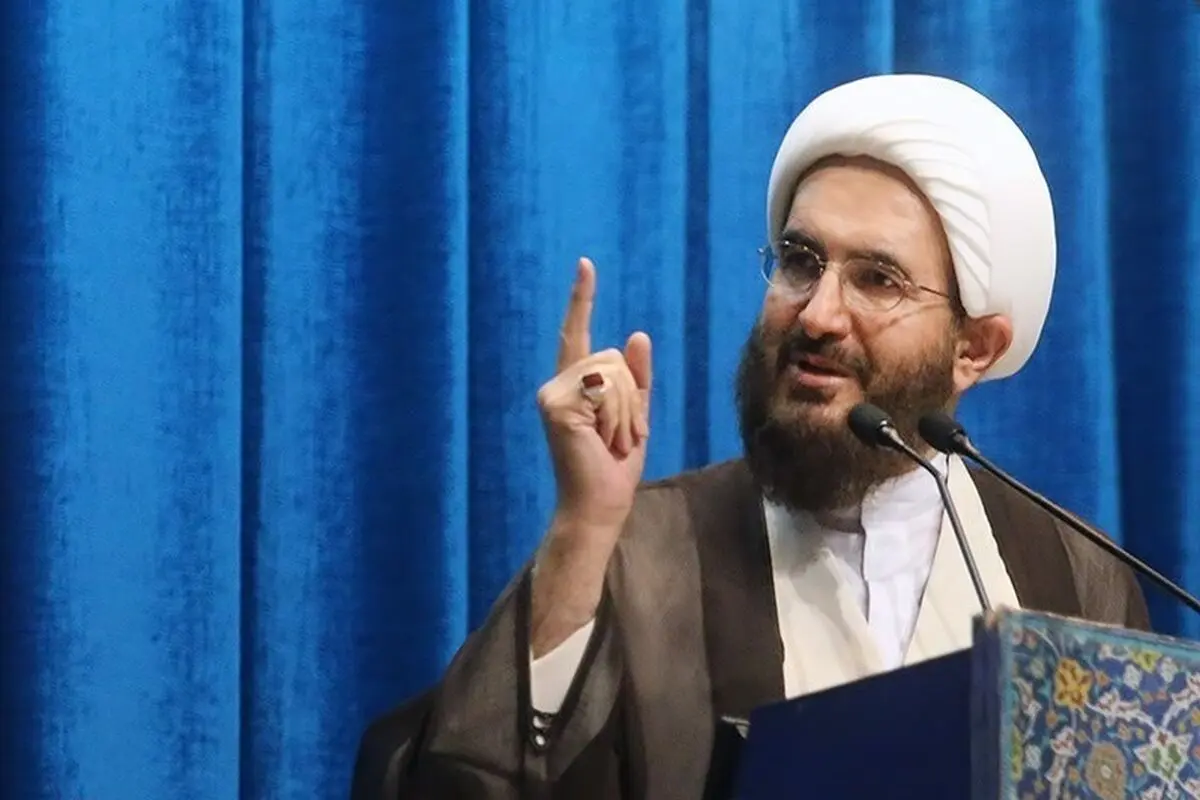 خطیب جمعه تهران: اگر دلی از بی‌حجابی بلرزد، بی مسوولیتی اجتماعی است