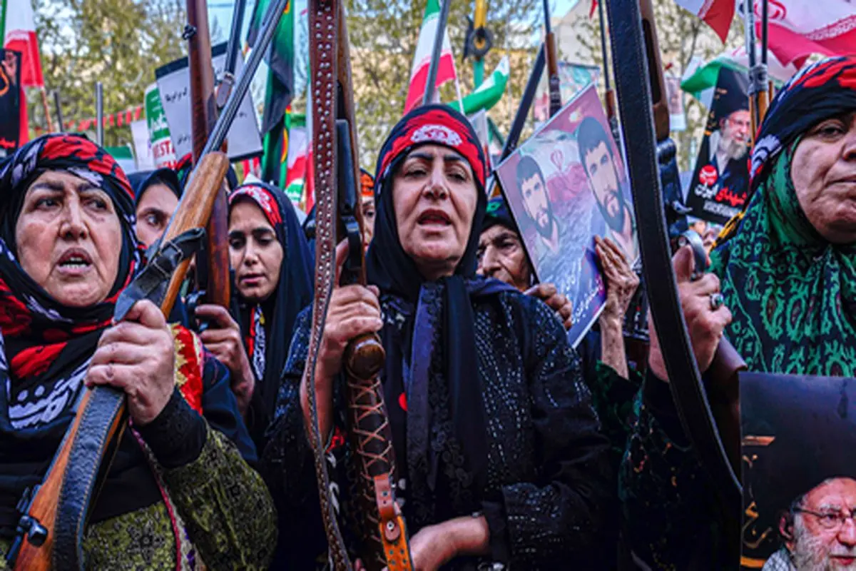 عکس‌هایی که فارس از زنان لر برنو به دست منتشر کرد 