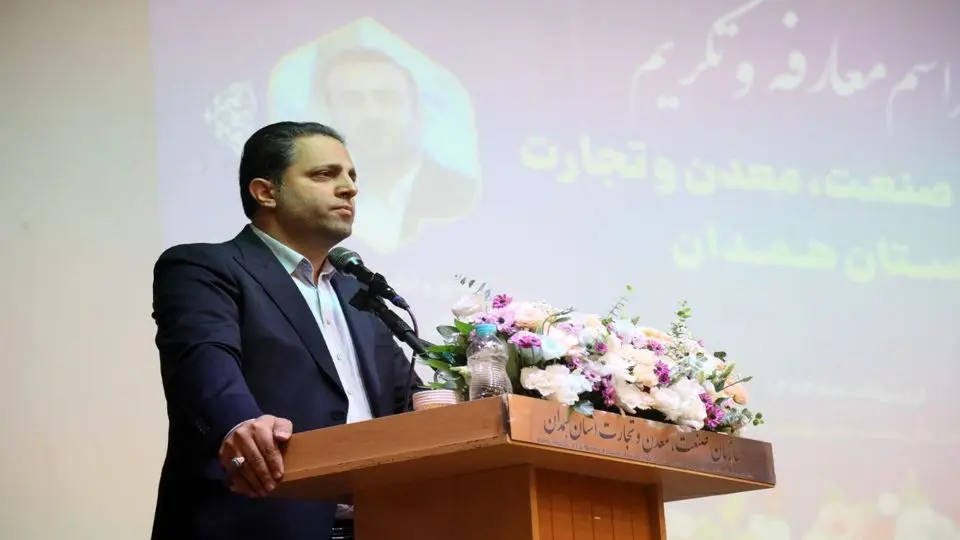 مطالبهگریها باید عالمانه و عادلانه مطرح شود