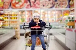 نحوه تهیه سبد غذایی و پوشک رایگان در طرح یسنا