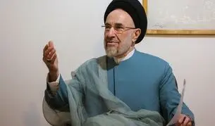 سید محمد خاتمی: بعد از جنگ فرصتی فوق العاده برای کشور و مردم پدید آمد که جلوه آن را در تفاهم نامه ژنو می بینیم