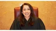 زن مهاجر عراقی در مسند قاضی فدرال آمریکا