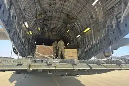 ۸ فروند B52 از منطقه خارج شدند 