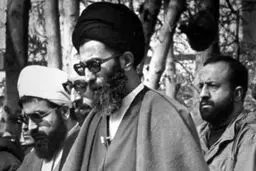 پوستر تبلیغاتی آیت‌الله سیدعلی خامنه‌ای برای انتخابات ریاست‌جمهوری +‌ عکس 
