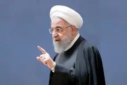 بازگشت مجری توهین کننده به روحانی ، به تلویزیون/ دستور حمله و تخریب روحانی صادر شد؟

