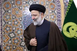 رزومه‌به‌دستان در صف