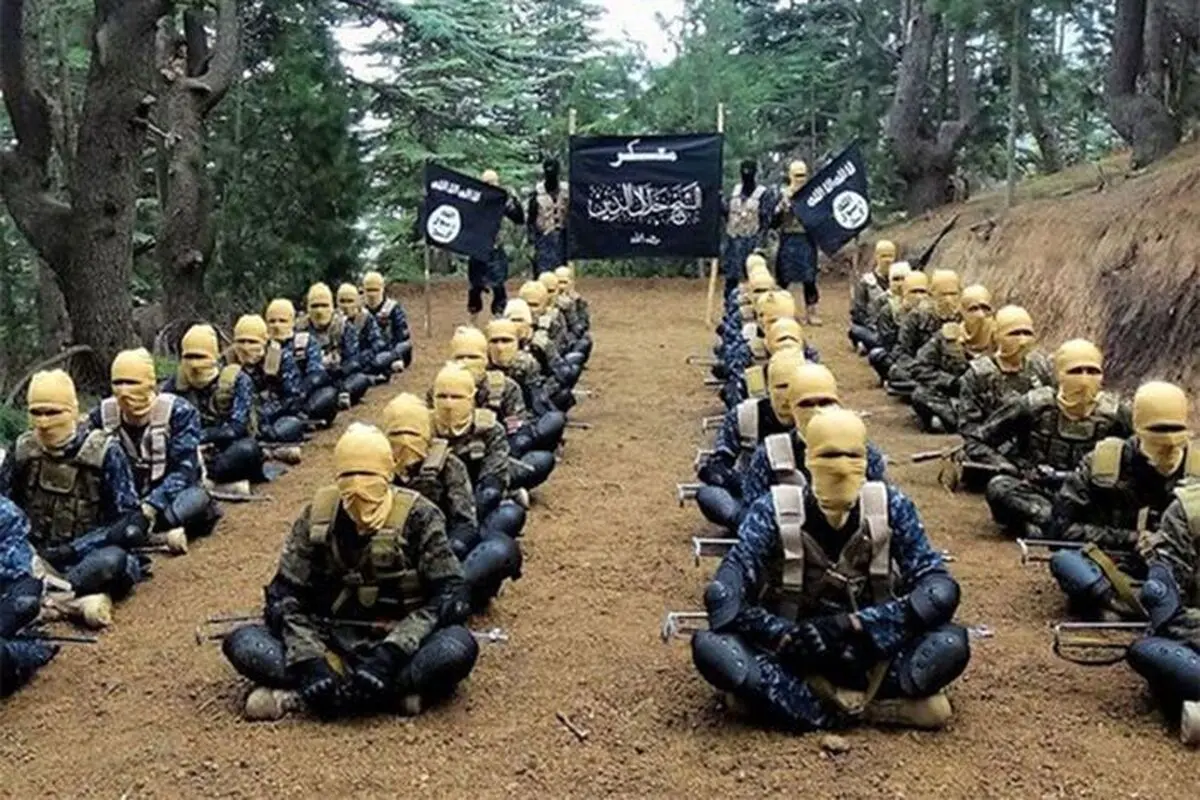 دو خلیفه در یک اقلیم