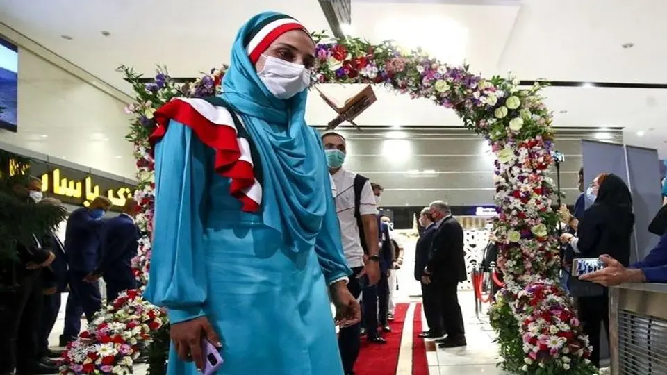 لباس کاروان ایران در جمع ۱۰ لباس منتخب المپیک!