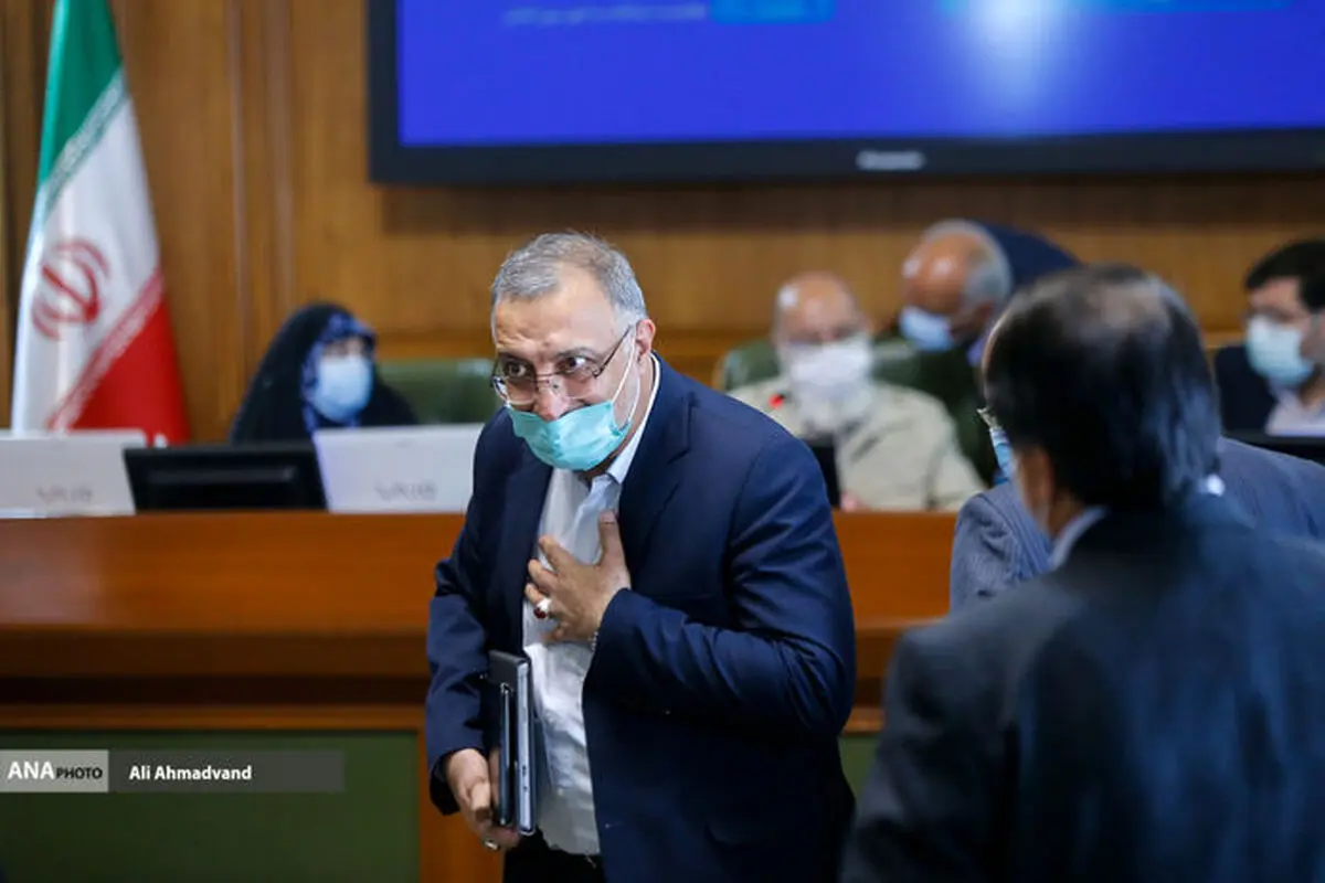 بنده شهردار تهران هستم کاملا قانونی