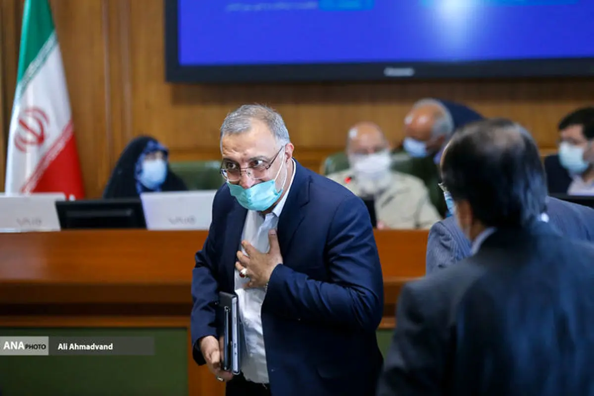بنده شهردار تهران هستم کاملا قانونی