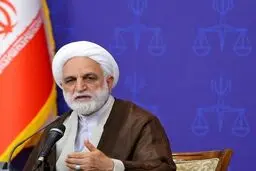 نمایندگان قوه قضائیه در کمیسیون‌ها نباید به عنوان یک ماشین امضاء فعالیت کنند