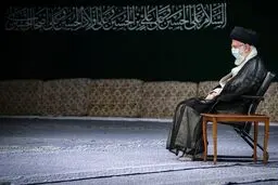 مراسم عزاداری سالروز رحلت پیامبر(ص) با حضور رهبر انقلاب برگزار شد