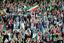 حضور زنان، بازی با کره را بدون تماشاگر کرد؟