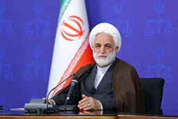 عوامل ترور سردار سلیمانی جدی‌تر تعقیب شوند