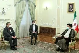 یکجانبه‌گرایی آمریکا به نفع جهان نیست