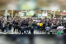 دومین روز تجمع جمعی از مردم چهارمحال و بختیاری برای رفع مشکلات آبی