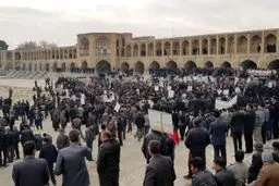 زاینده‌رود تا ۵ سال دیگر احیا نمی‌شود